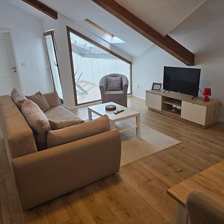 App E.N.A. Apartment Umag Exterior photo