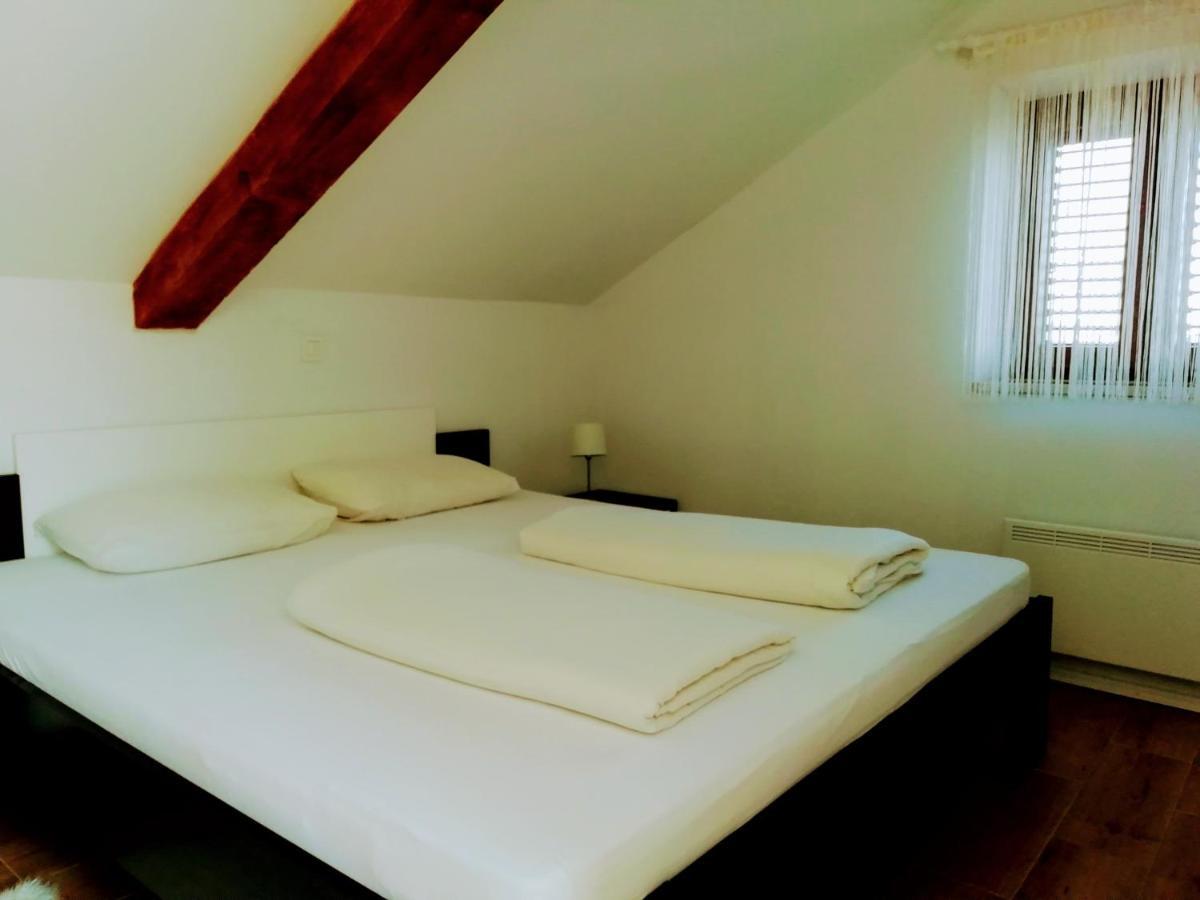 App E.N.A. Apartment Umag Exterior photo