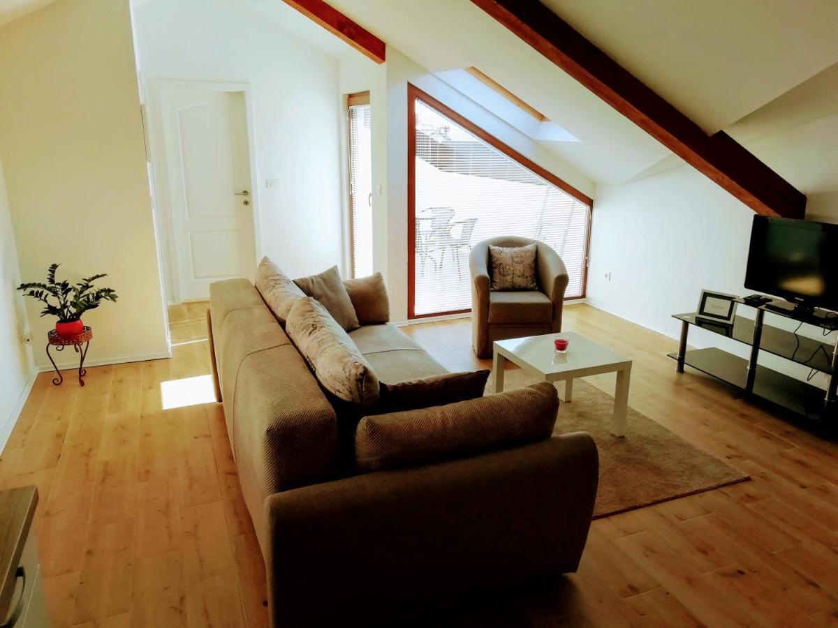 App E.N.A. Apartment Umag Exterior photo