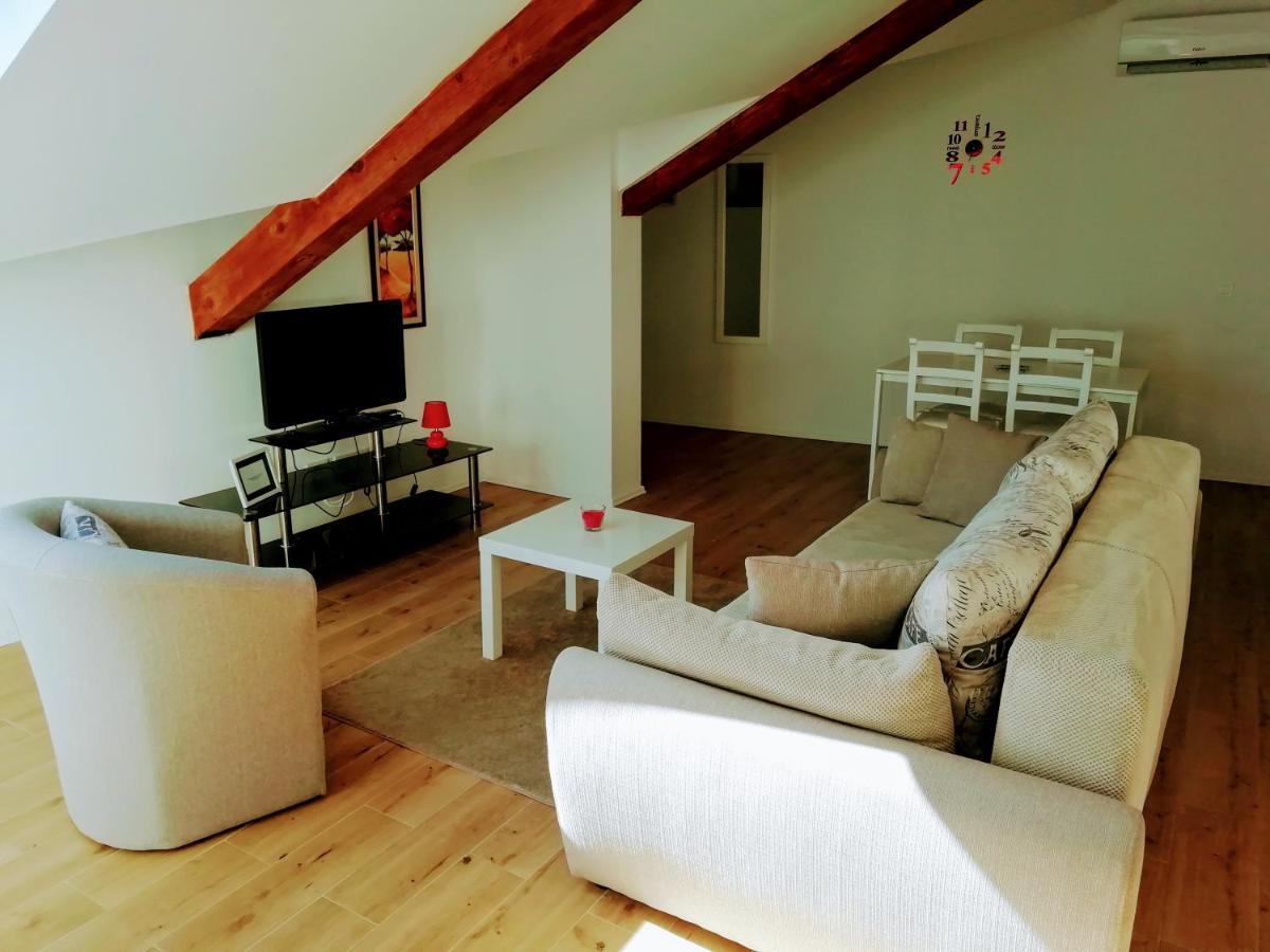 App E.N.A. Apartment Umag Exterior photo